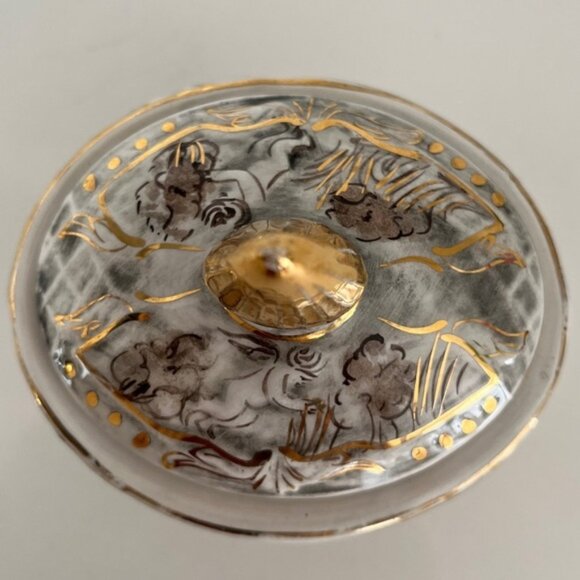 VINTAGE Pereiras Valado Porcelain Covered Oval Dish Cherubs Gold Trim Portugal - Picture 5 of 13